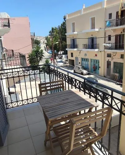 Nicol\'S Apartment